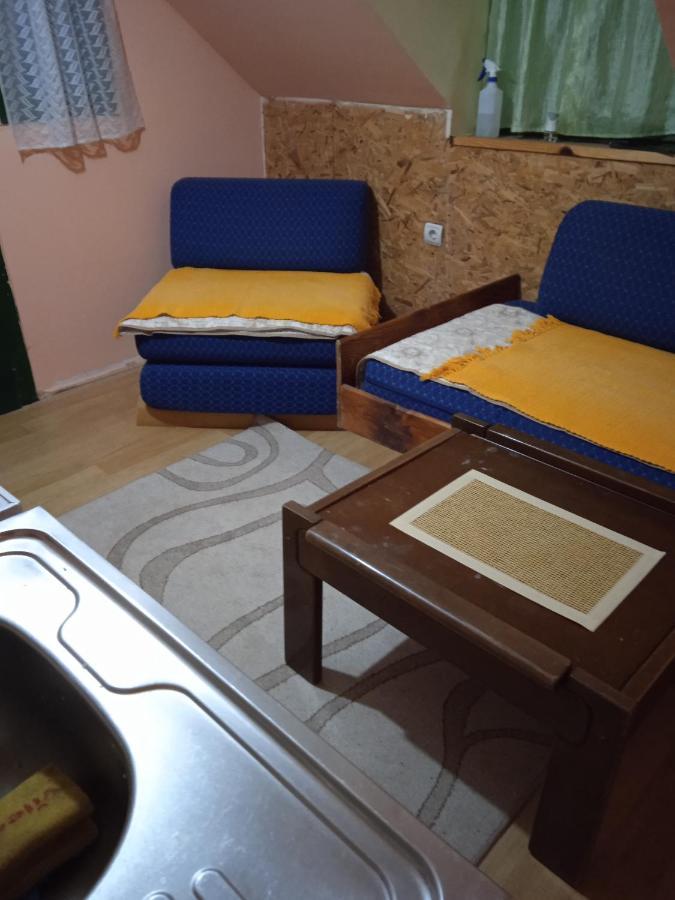 Holiday Home Vila Milka Kremna 外观 照片